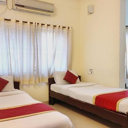 Super Oyo Capital O Premium Hotel Victoria Heights Near Sri Someshwara Swami Temple Бангалор Экстерьер фото